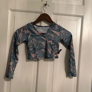 Tropical Print Long Sleeve Crop Top